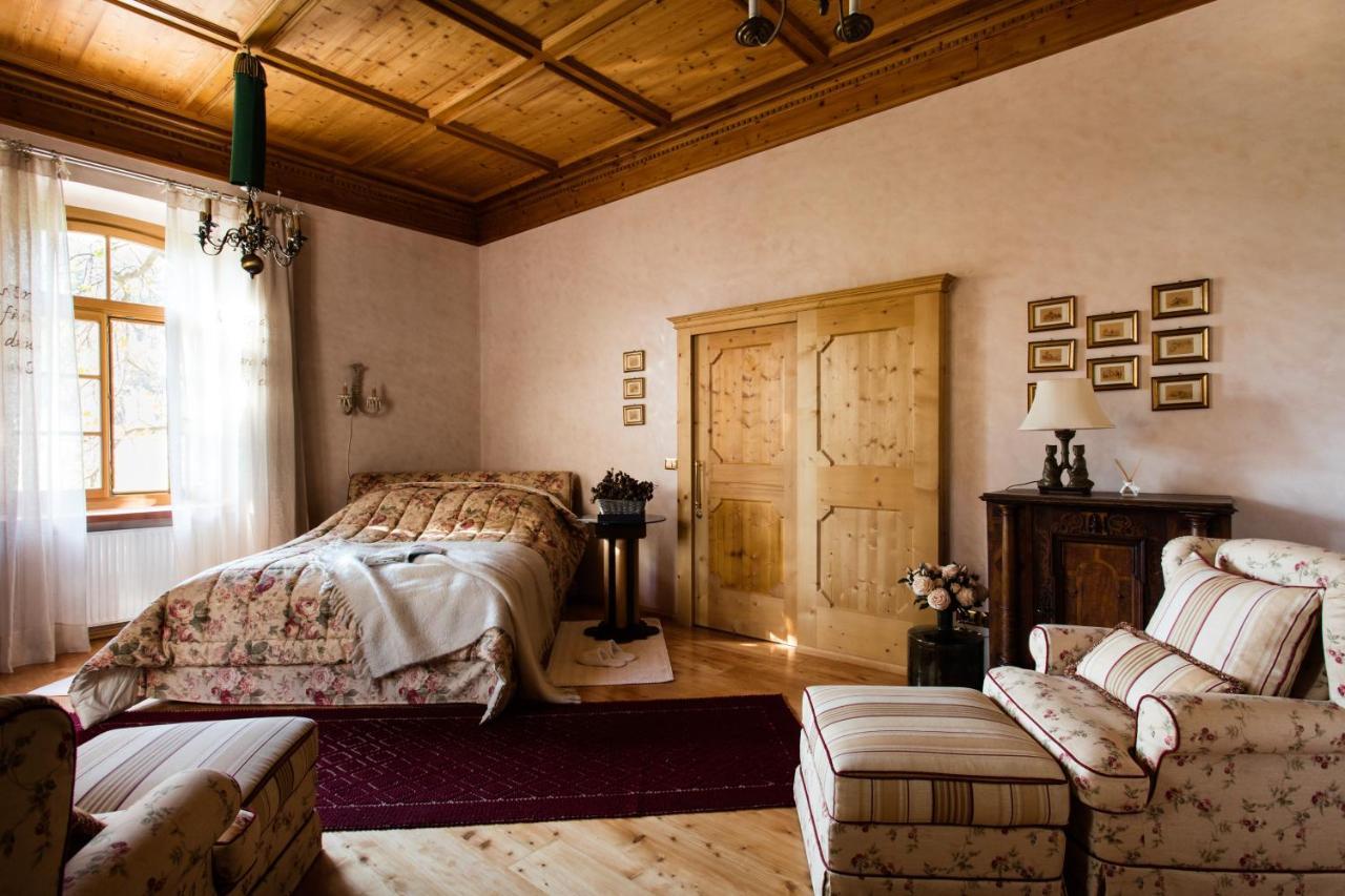 Schlosswirt Forst Lagundo Exterior foto