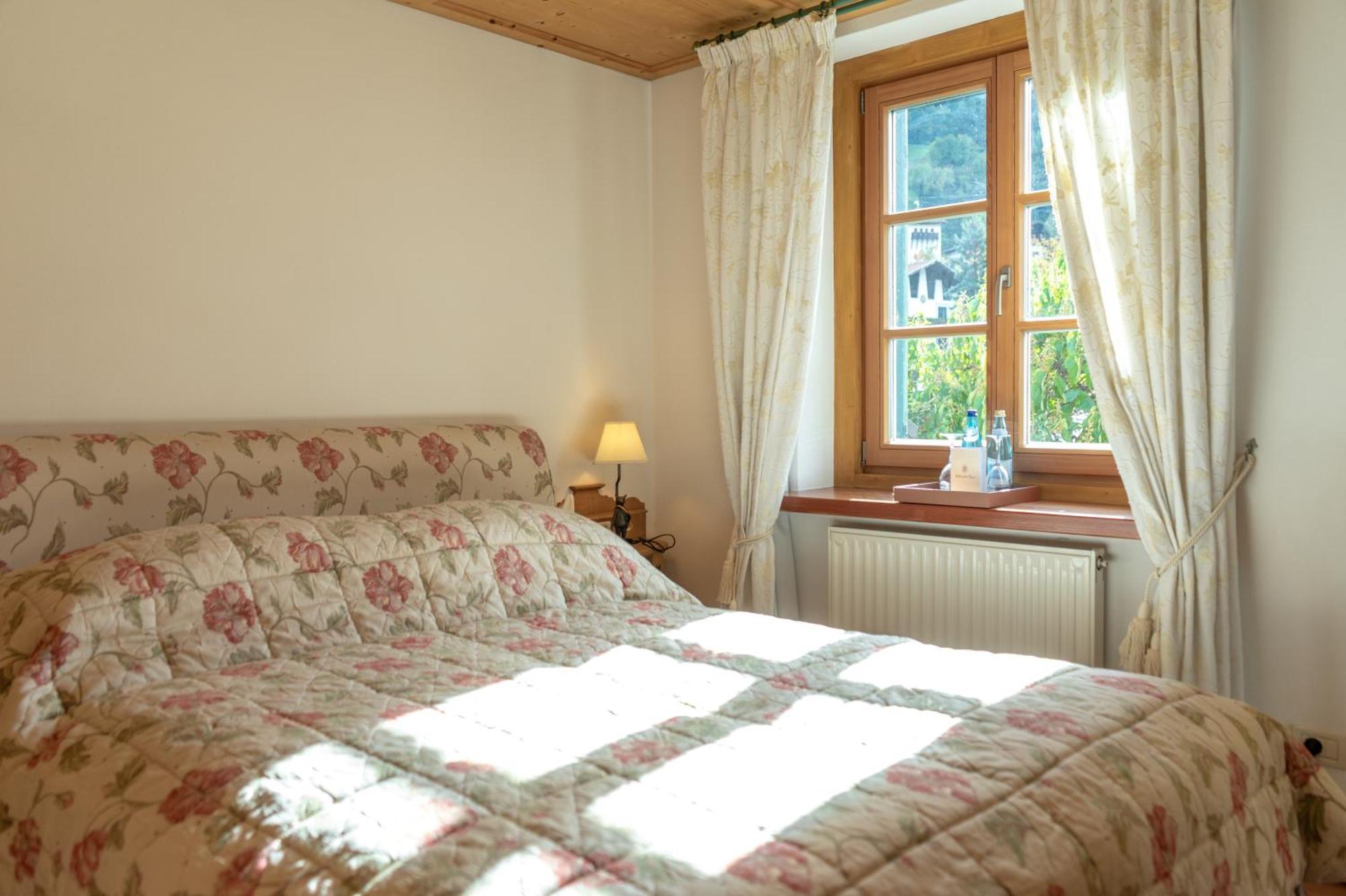 Schlosswirt Forst Lagundo Exterior foto